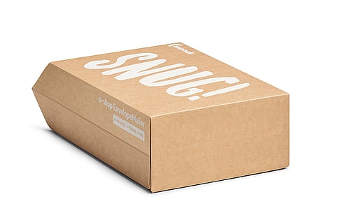 Mondi tarafından üretilmiş oluklu bir zarf.